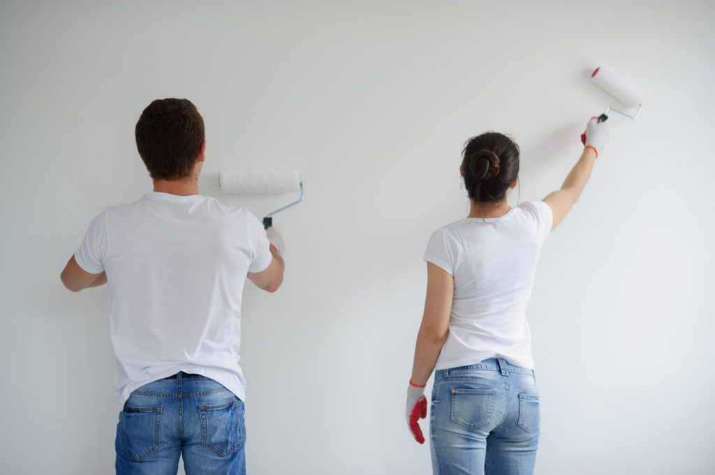 https://articles.soho.com.au/wp-content/uploads/2021/06/Your-renovation-budget-how-much-do-youreally-need-to-spend-painting-1024x681-1.jpg